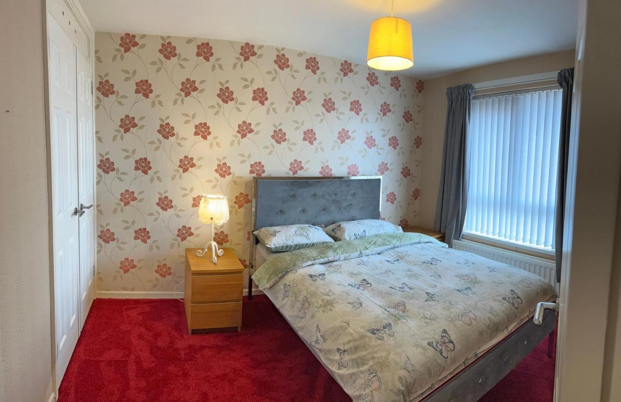 Дом отдыха 3 Bedroom House Near Centre